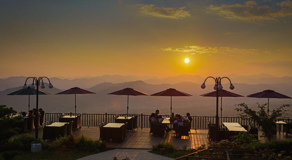 Rupakot Resort Покхара Экстерьер фото